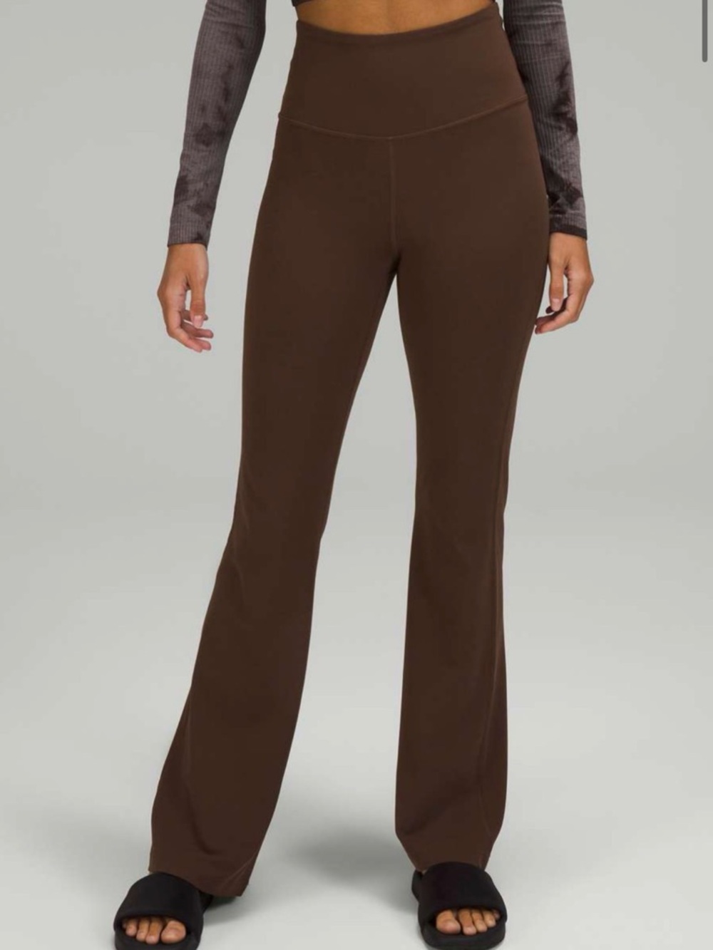 Lululemon Groove Super-High-Rise Flared Pant *Nulu
Java